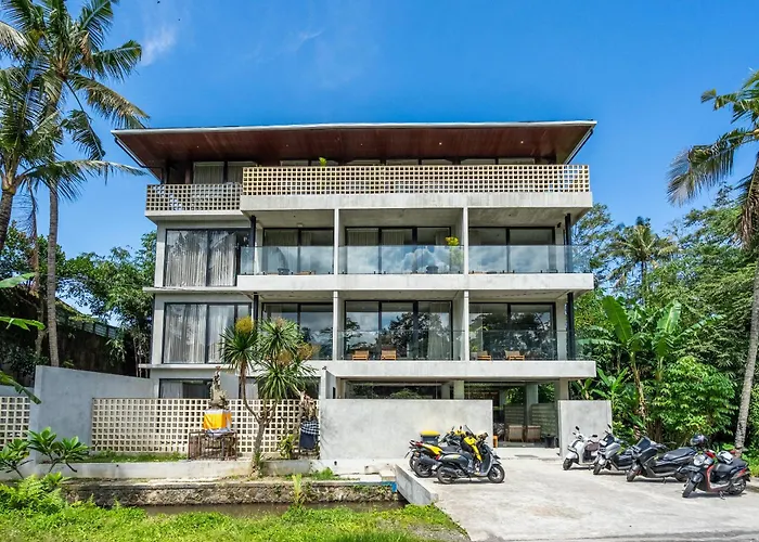 Work, And Unwind! Jungle Vista By Bcg Apartment *